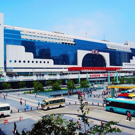 Shenzhen Luohu Railway Station Hotel - Commercial Building Екстер'єр фото